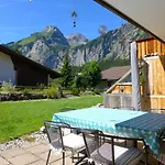 Laerchehus Ost By Interhome Kandersteg
