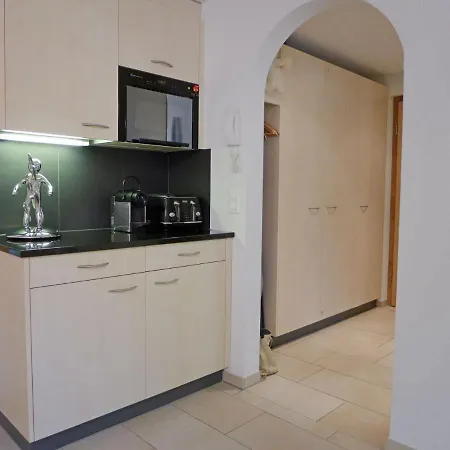 Apartment Laerchehus Ost By Interhome Kandersteg